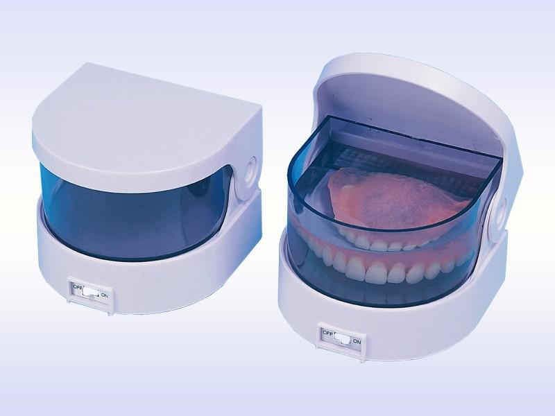 Ultrazvukový čistič na zubní protézy Sonic Denture Cleaner